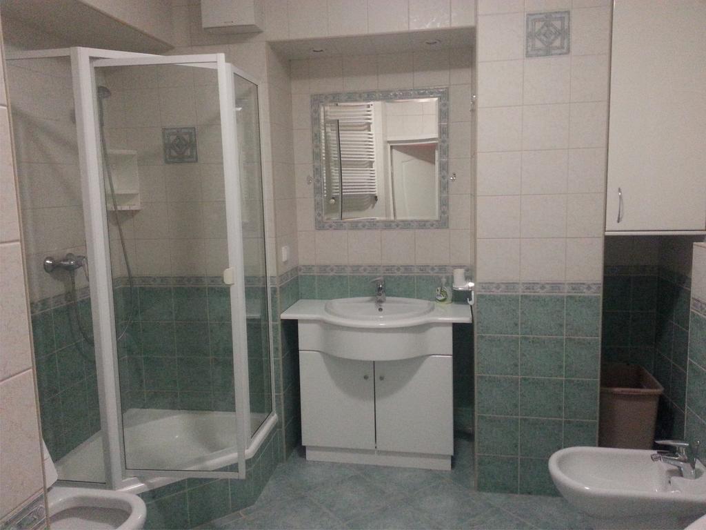 Dgm Apartment Варшава Екстериор снимка