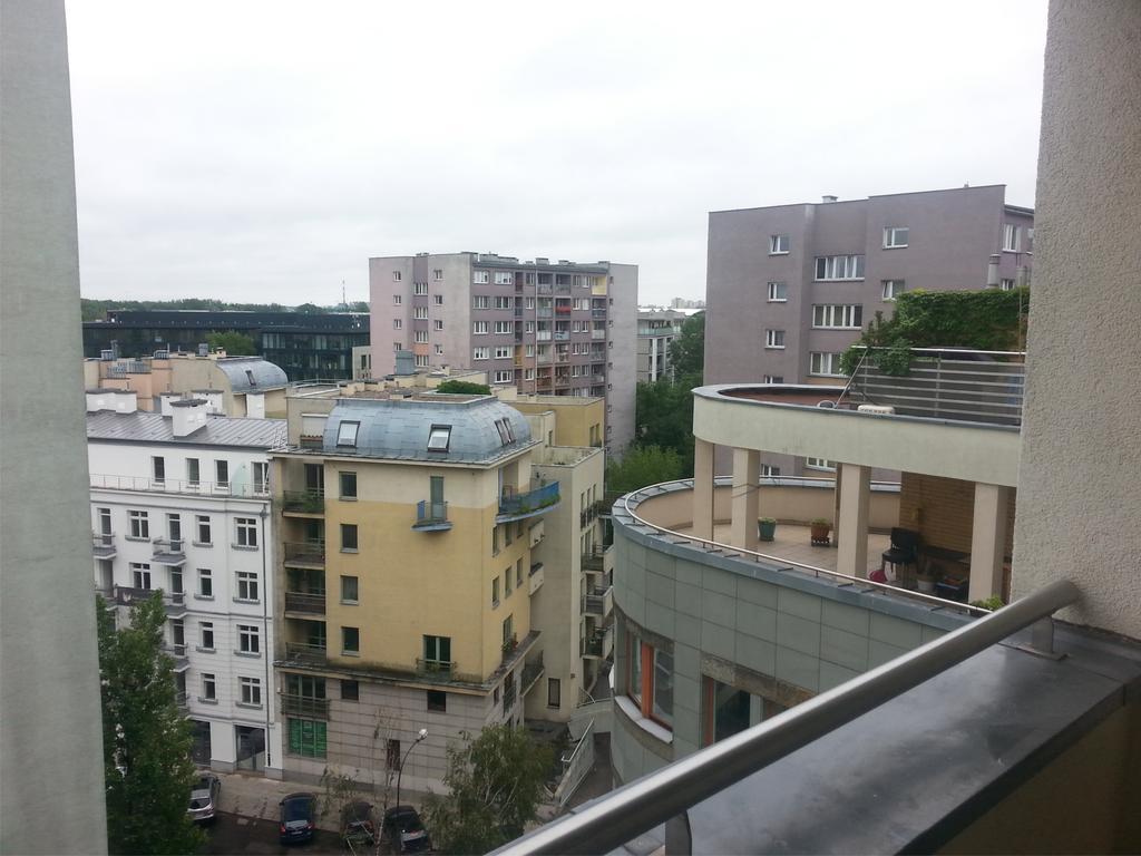 Dgm Apartment Варшава Екстериор снимка