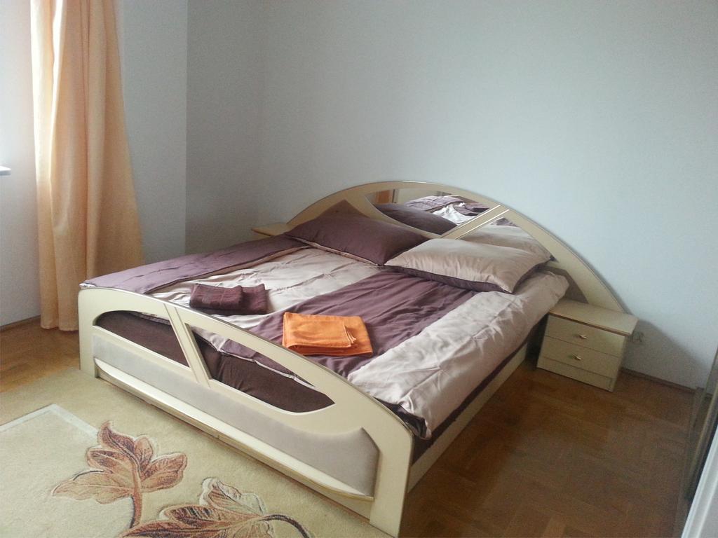 Dgm Apartment Варшава Екстериор снимка